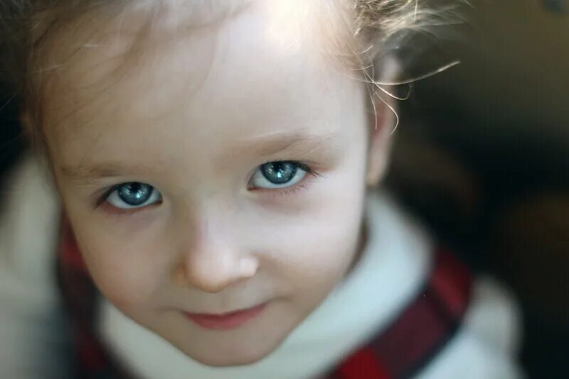 старше мелкого