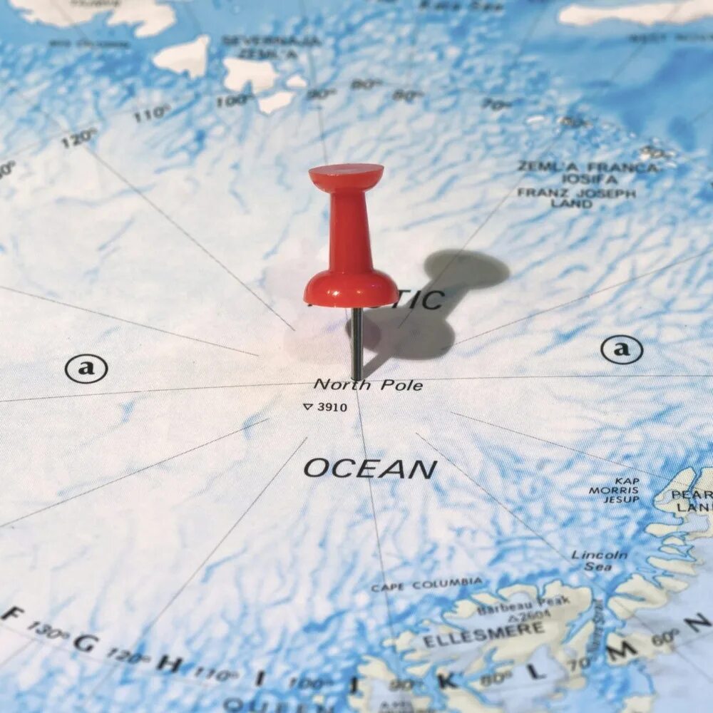 Какой полюс появится у заостренного конца. Северный полюс. Где находится Северный полюс. Часовой пояс на Северном полюсе. Южный полюс.