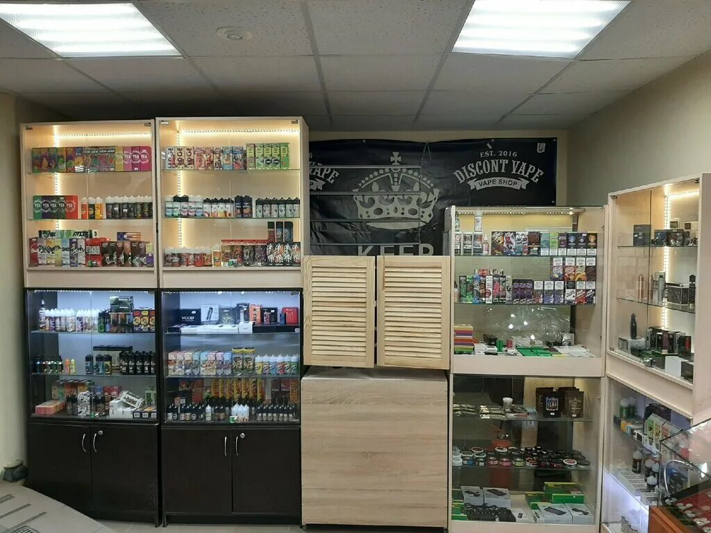 вейп шоп электронные сигареты с 1. интерьеры вэйп шопов. маленький вейпшоп интерьер. вейп шоп москва. вейп шоп.