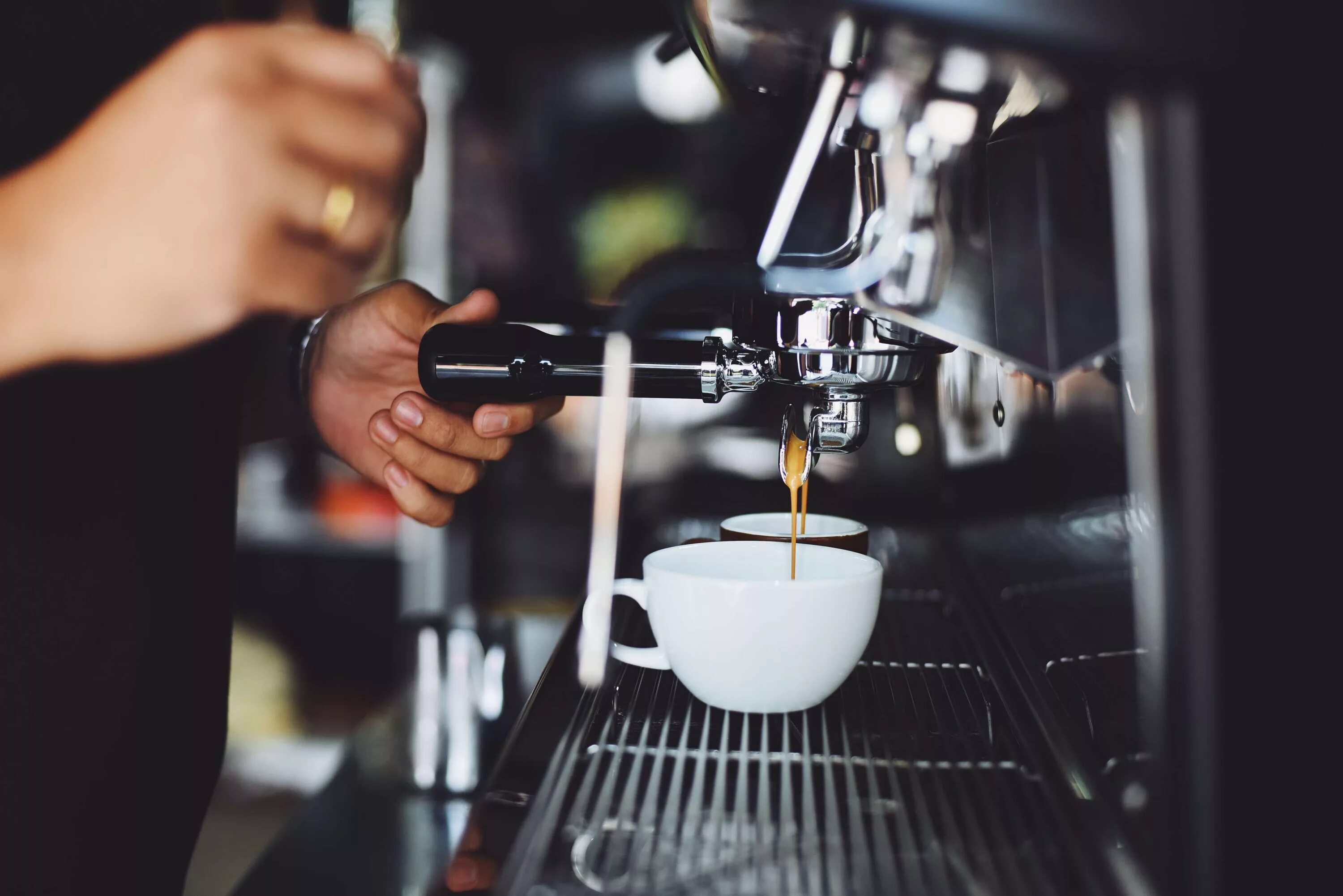 Кофемашина наливает меньше кофе. Кофе бариста. Кофемашина бариста. Кофемашина наливает кофе. Кофемашина для кафе.