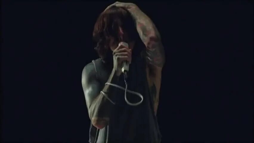 Bring me the horizon throne. Bmth Throne. Bring me the Horizon Throne обложка. Throne bring me to Horizon.