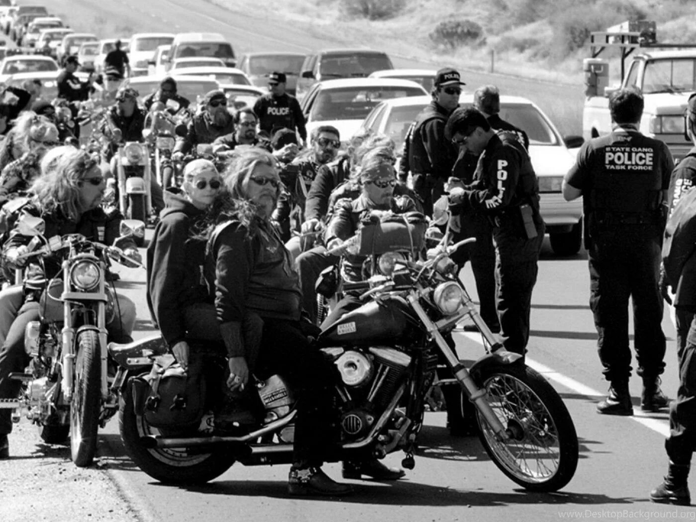 Bike of hell. «Ангелы ада» (“Hell Angels”).. Ангелы ада мотоклуб США. Байкеры ангелы ада. Hells Angels байкеры.