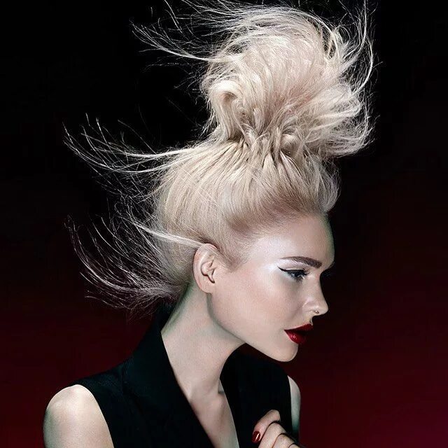 Like to vote! Avant Garde Finalist Esther Sweenie-Rowe! #hairextensions Dramat