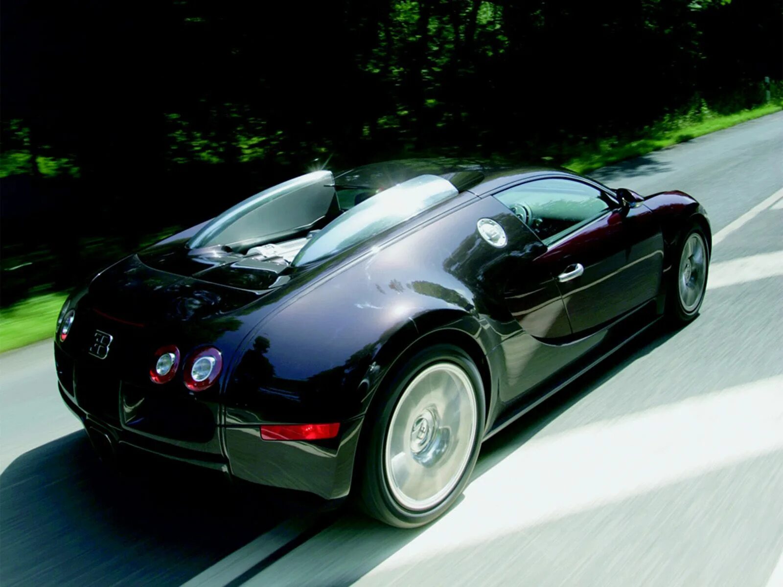 Автомобиль s. Bugatti Veyron 2005. Бугатти Вейрон 2006. Bugatti Veyron 16.4 2005. Bugatti Veyron 2005 года.