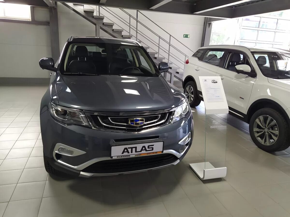 Geely atlas 2020 серый. Geely atlas 2017. Geely atlas pro серый. Geely atlas янтарно золотой. Geely atlas цвета.