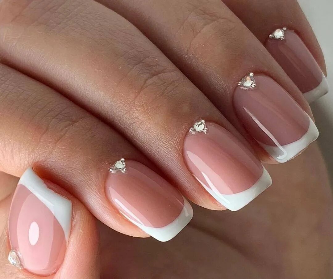 френч нэилс. ногти френч. французский маникюр на короткие ногти. идеи дизайна френча. френч классический.