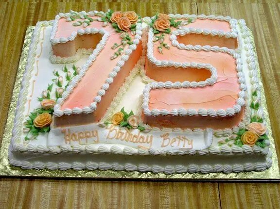 Торт на юбилей 75. Украшение торта на 70 лет. Торт на юбилей 75 лет. Прямоугольный торт.