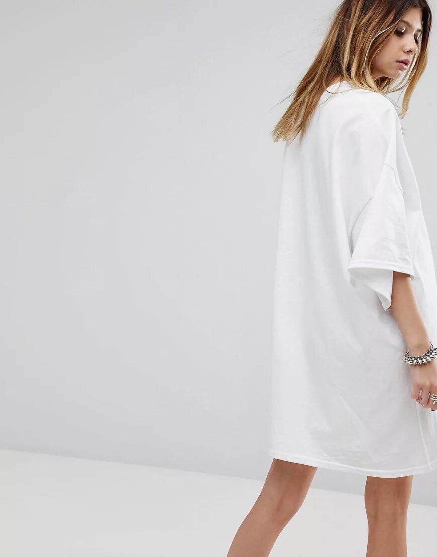 платье женское оверсайз. футболка платье кельвин кляйн оверсайз. белые платья оверсайз. белое платье рубашка. свадебное платье оверсайз.