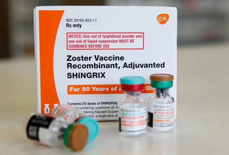 Вакцина от опоясывающего герпеса. Вакцина glaxosmithkline. Рекомбинантная вакцина от опоясывающего герпеса. Шингрикс вакцина в москве. Шингрикс вакцина.