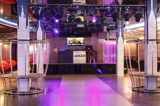 Ночной клуб нижний новгород. Зевс спортивный клуб новосибирск на станиславского. Клуб станиславского. Станиславского 50 ростов-на-дону бар. Театр кукол станиславского новосибирск.