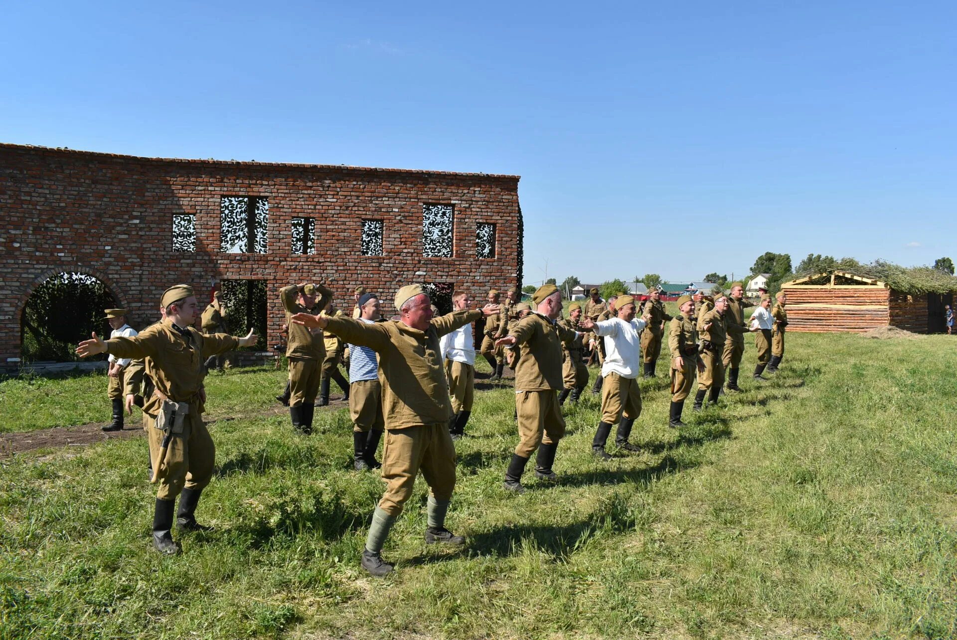 Брестская крепость 22 июня 1941. Оборона Брестской крепости. Брестская крепость до войны. Оборона Брестской крепости (22 июня – 20 июля 1941 г.). Оборона Брестской крепости фото.