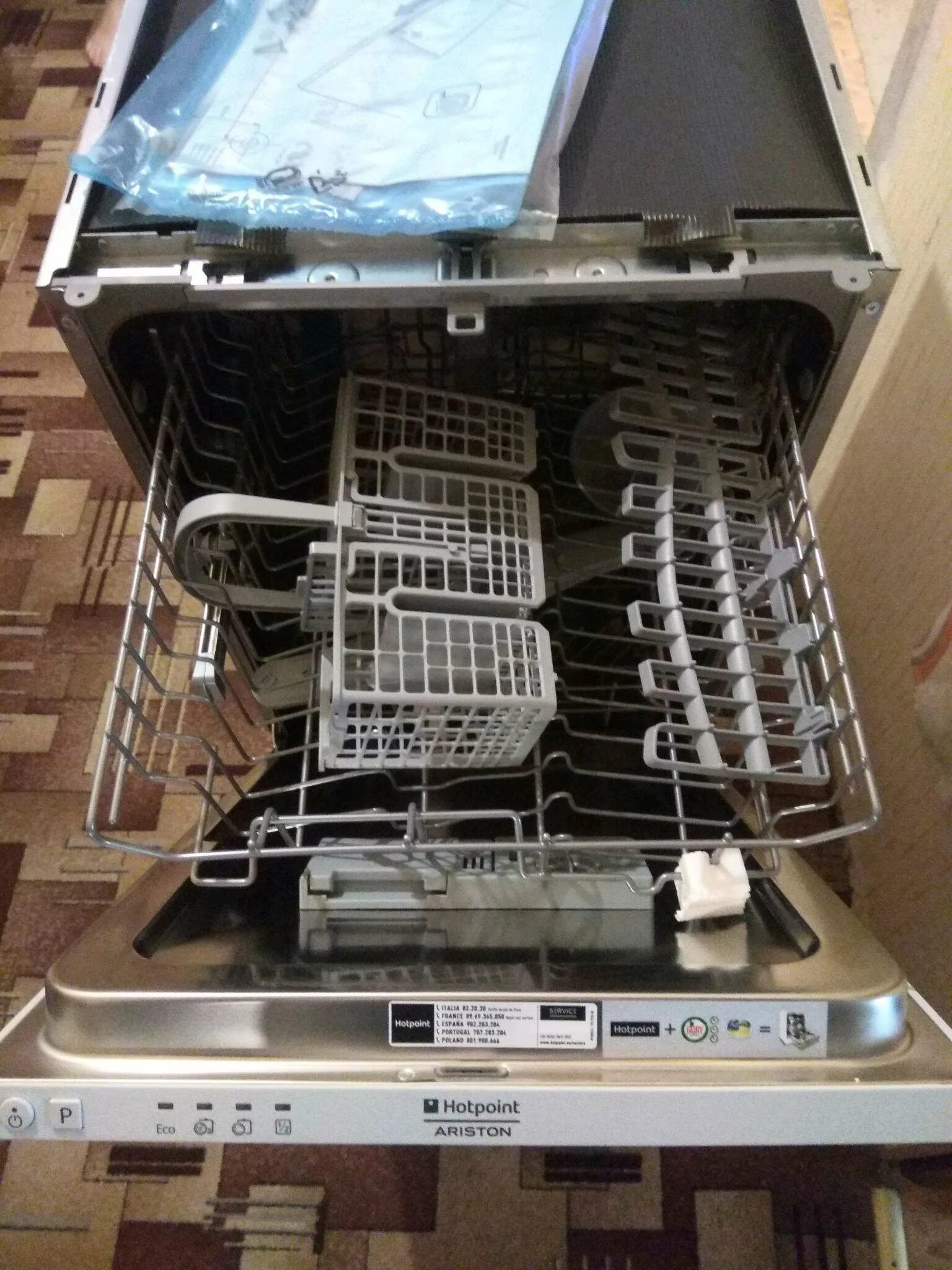 Hotpoint ariston lstb. Посудомоечная машина hotpoint-ariston lstb 4b00. хотпоинт аристон посудомоечная машина lstb 4b00 eu. посудомоечная машина хитпоинт аристоун lstb4b00ru.
