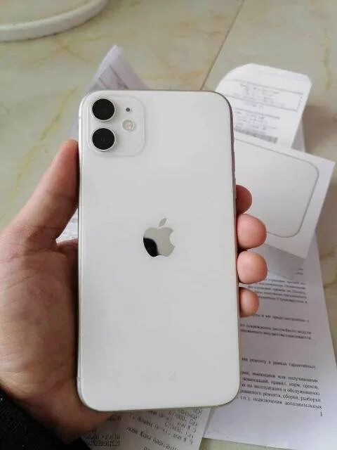 Взять в рассрочку айфон 13. Apple iphone 11 128 ГБ белый. Iphone 11 64 ГБ белый. Айфон 12 128 гигабайт белый. Iphone 12 White.