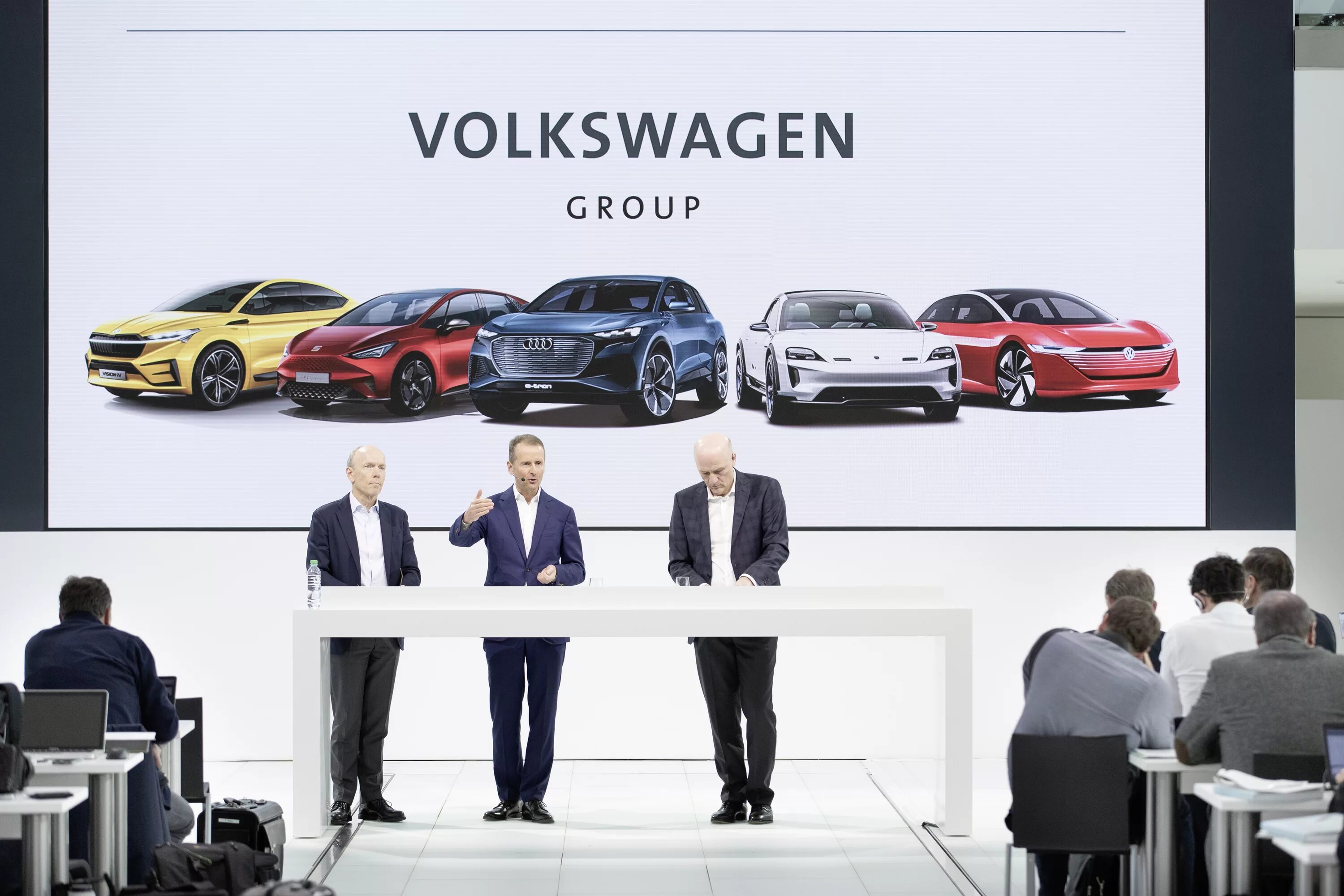 Фольксваген какие фирмы. Фольксваген. Фольксваген групп. Volkswagen (концерн). Марки концерна Volkswagen.