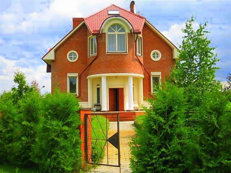 Поселок славенка новорижское шоссе. Чигасово лион кп. Особняк любы успенской. Снять дом успенское. Снять дом успенское.