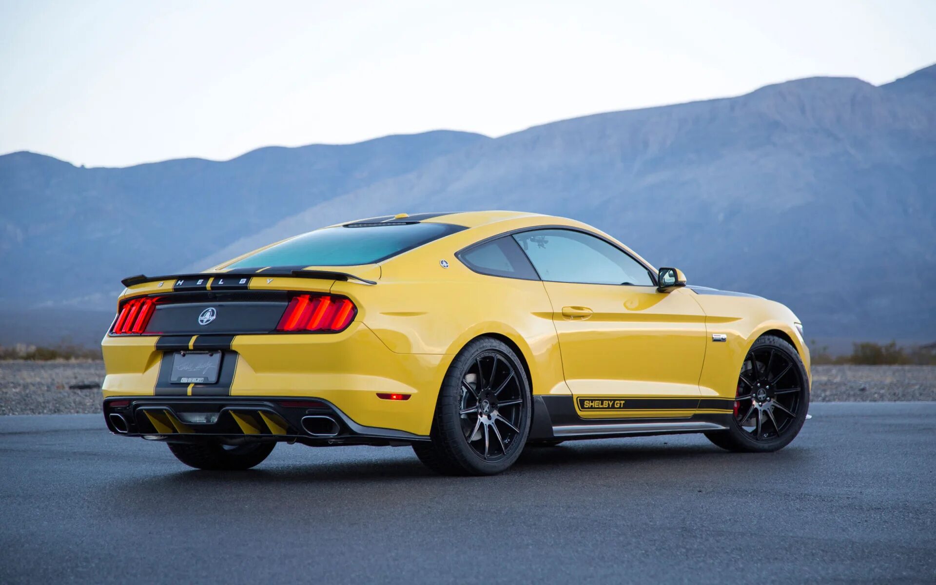 Mustang shelby gt. Форд Мустанг ГТ 2015. Форд Мустанг Shelby 2015. Форд Мустанг gt 2015. Форд Мустанг Шелби gt 500.