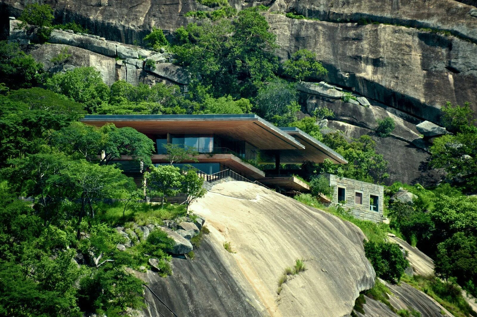 Cliff house, австралия. Дома над обрывом. Modscape австралия дом на скале. Спринг грин дом на скале. Triangle cliff house, норвегия.