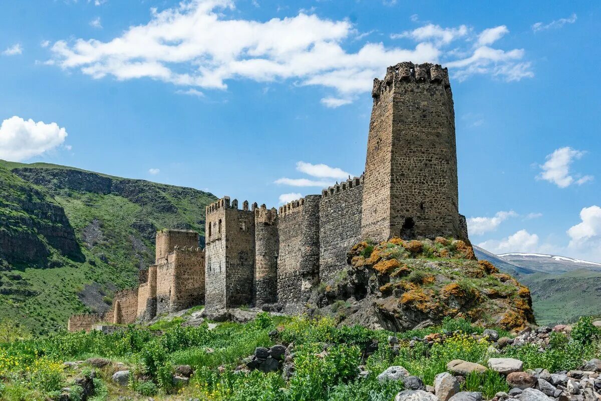 Река кура в турции. Бассейн реки аракс. Река арагва и кура. Реки кура и аракс на карте. Небольшой лимонитовый каскад чирип.