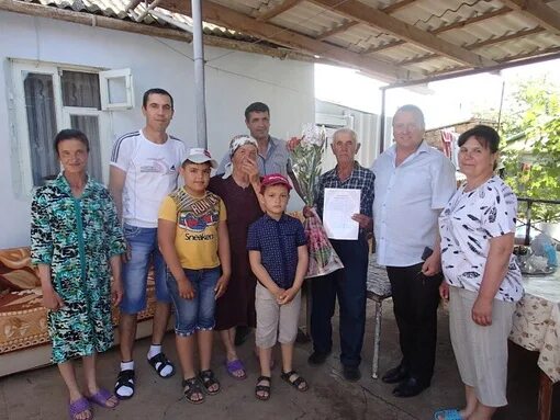 Ивановка (Сакский район). Ветераны в селе Фрунзе Сакского района. Сакский район село Ивановка зоны. Храм Ивановка Сакский район.