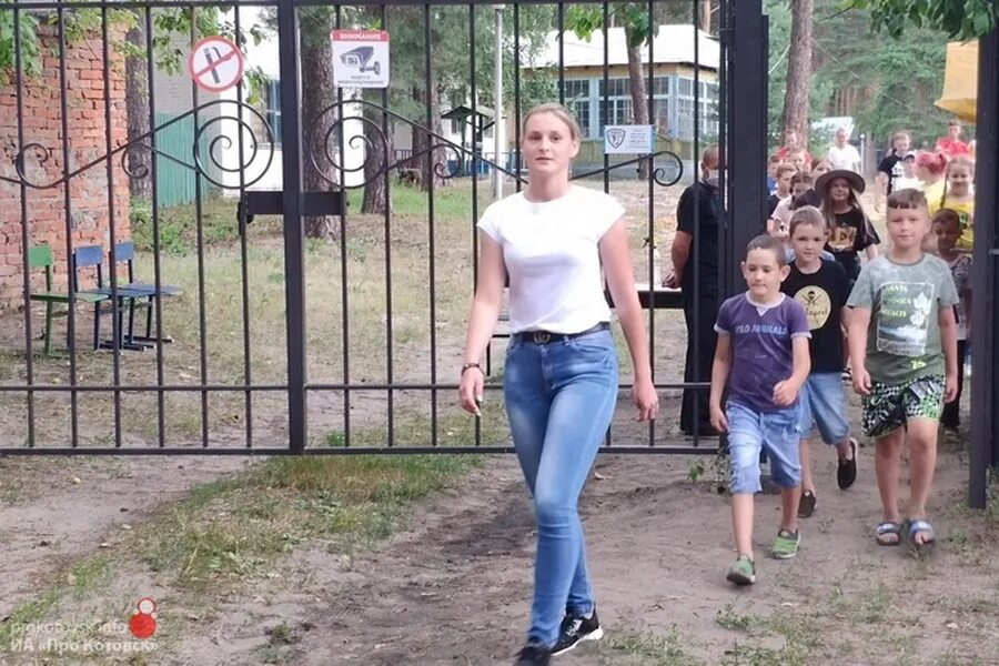Оздоровительный лагерь костер котовск. Дол костер тамбов. Лагерь лесной городок котовск тамбовская область. Костер котовск. Лагерь костер котовск.