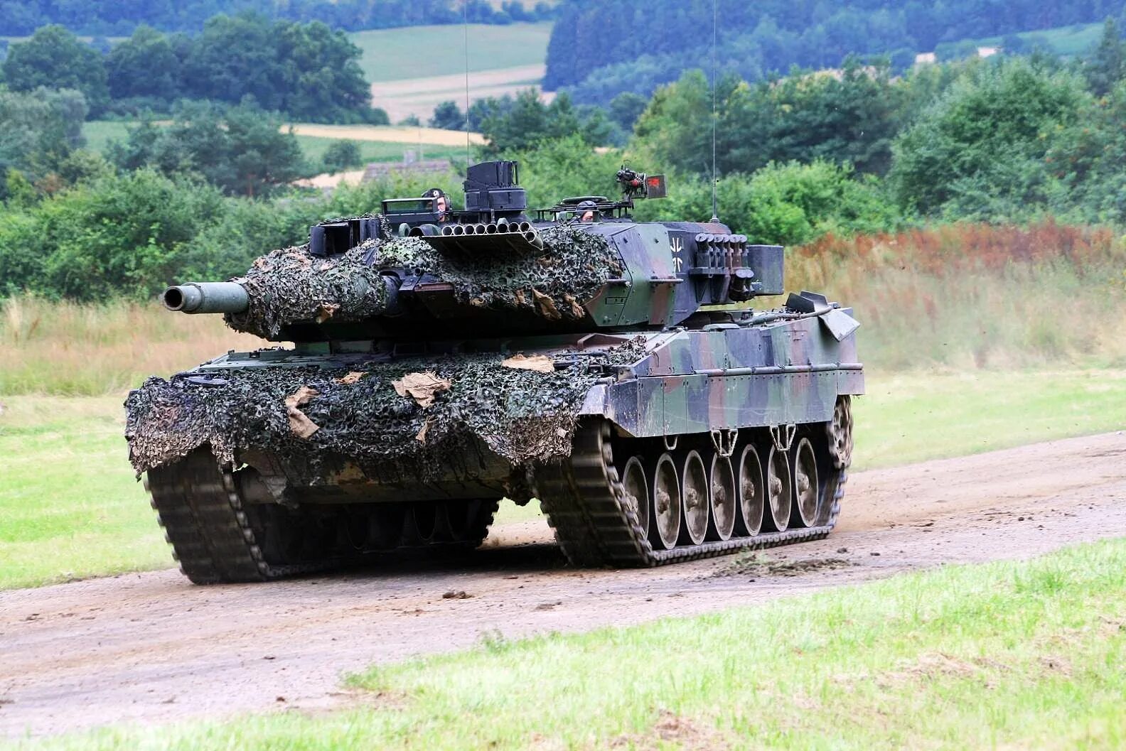 Leopard 7. Танк leopard 2a6. леопард 2 бундесвер. leopard 2a5 бундесвер. танки leopard 2a6.