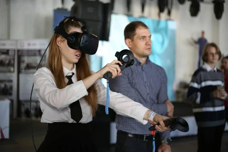 Профессии будущего. Интерактивная выставка. Техника съемки фотографии. Выставка книг о профессиях. Кванториум на ярмарке профессий.