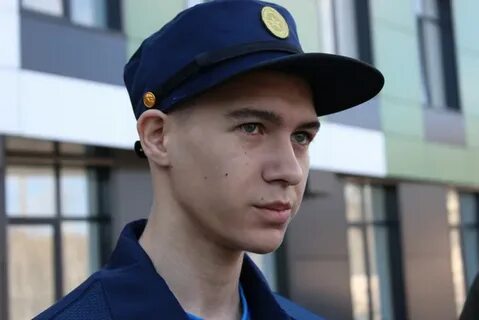 Служить не один год