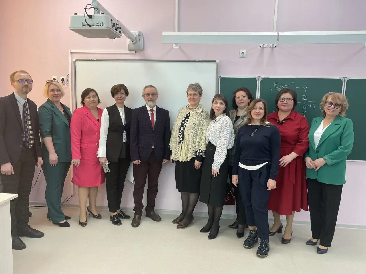 Озерск техникум озтк. Учитель математики сургут. Учитель математики сургут. Учитель математики сургут. Школа моделей сургут.