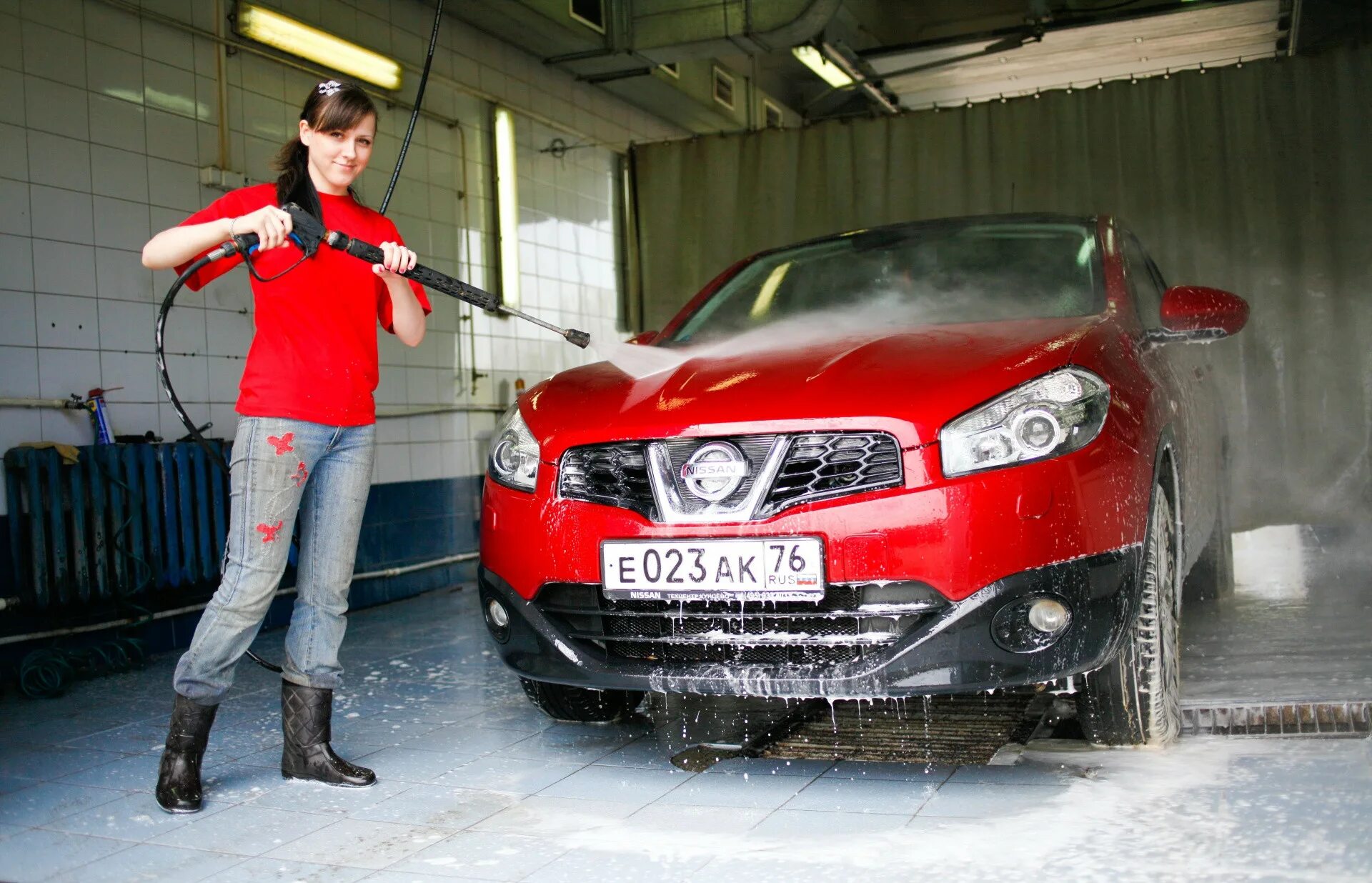 Комплексная мойка что входит. Комплексная мойка автомобиля. Автомойка комплекс услуг. Комплексные услуги автомойка. Мойка двигателя в Ярославле.