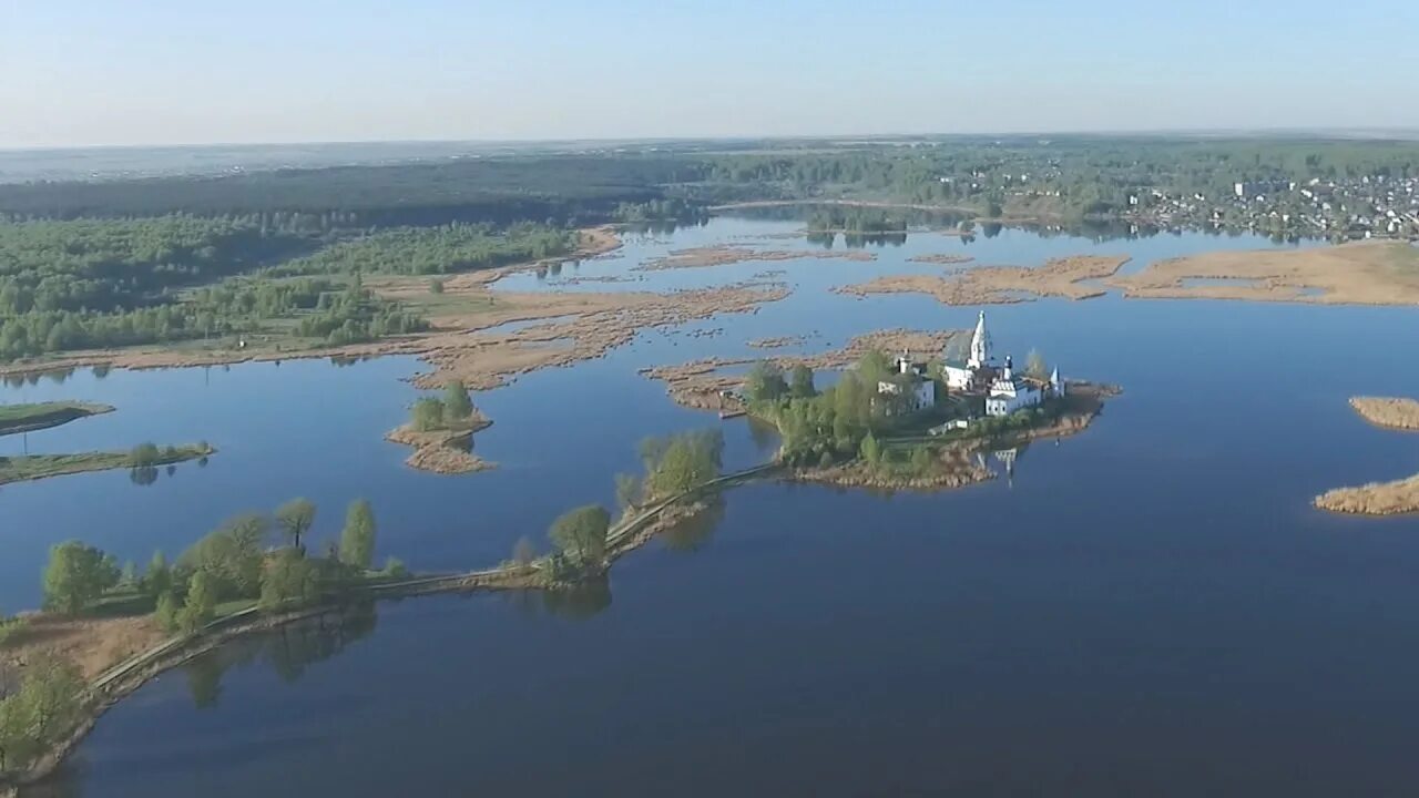 Свято троицкий нижегородская область. Свято Троицкий Островоезерский монастырь Нижегородская область. Монастырь Ворсма Нижегородская область. Троицкий Островоезерский монастырь в Ворсме. Ворсма монастырь на острове.