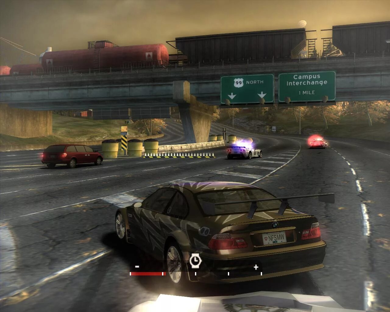 Нефорд спид мост. Игра NFS most wanted 2005. Гонки NFS most wanted. Гонки NFS most wanted 2005. Нфс 2005 машины.