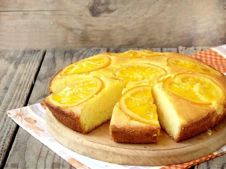 Песочный пирог из апельсинов и лимонов. Апельсиновый пирог. пирог с лимоном и апельсином. шарлотка с апельсинами. лимонно апельсиновый пирог.