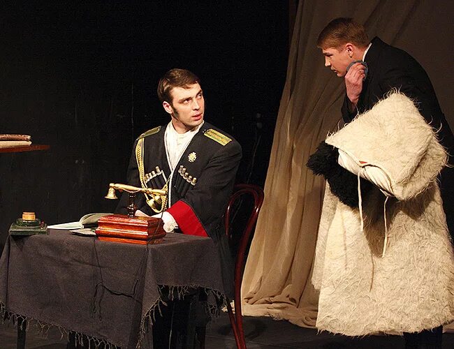 поставь дни турбиных. поставь дни турбиных. дни турбиных булгаков фильм. дни турбиных спектакль мхат. поставь дни турбиных.