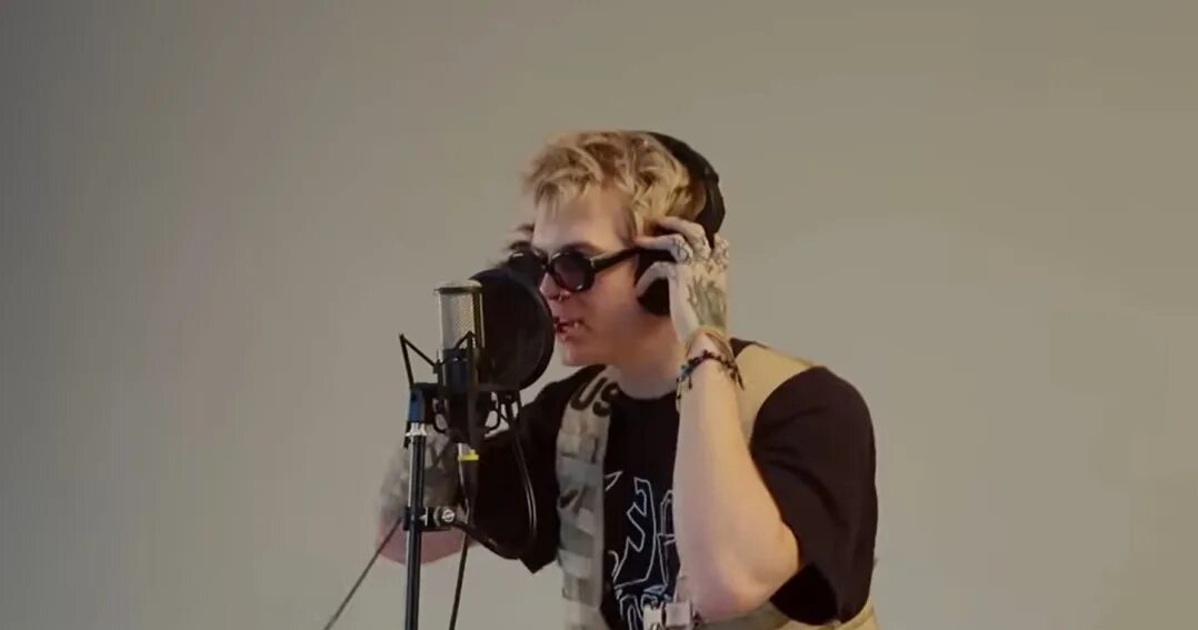 Сколько лет соде лав. Сода лав 2025. сода лав 2025 рэпер. soda luv прическа.