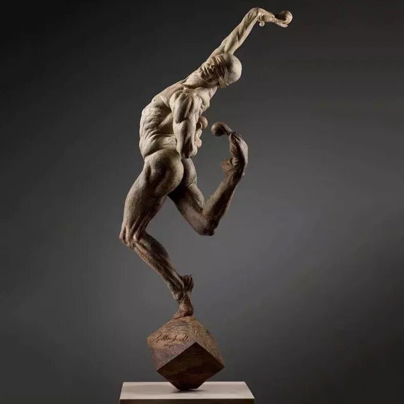Античный атлет. Скульптуры Ричарда Макдональда. Статуи атлетов древней Греции. Статуя силача Греция.