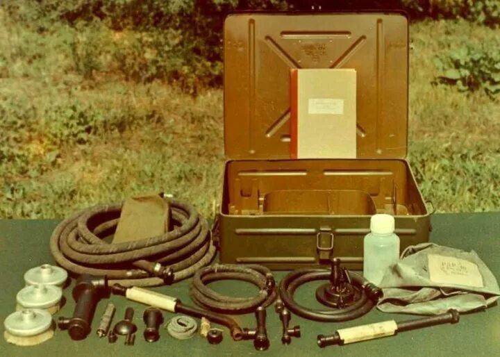 Комплект специальной обработки техники. ДК-4 комплект дегазационный автомобильный. Комплект дегазации ДК-4. Дегазационный комплект ДК-4д. Комплект ДК-4 состав.