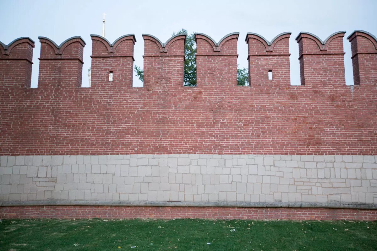 стены тульского кремля. тульский кремль тула стены. тула кремль стена. стены тульского кремля. стены тульского кремля.