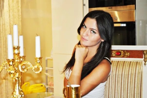 Mari ferrari обложки. Мари мари томилина. Mari mari me. Mari mari me. Флай мари смоки.