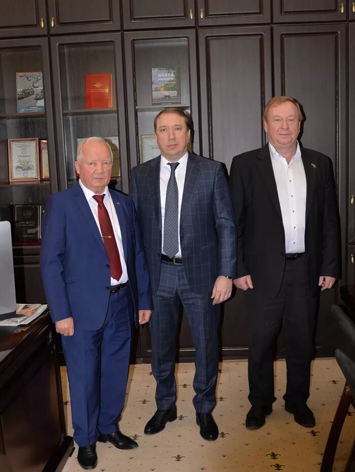 кузнецов фгуп охрана росгвардии. клюйков борис владимирович охранник андропова. кузнецов андрей анатольевич фгуп охрана. игорь федосов автобан. кузнецов фгуп охрана.