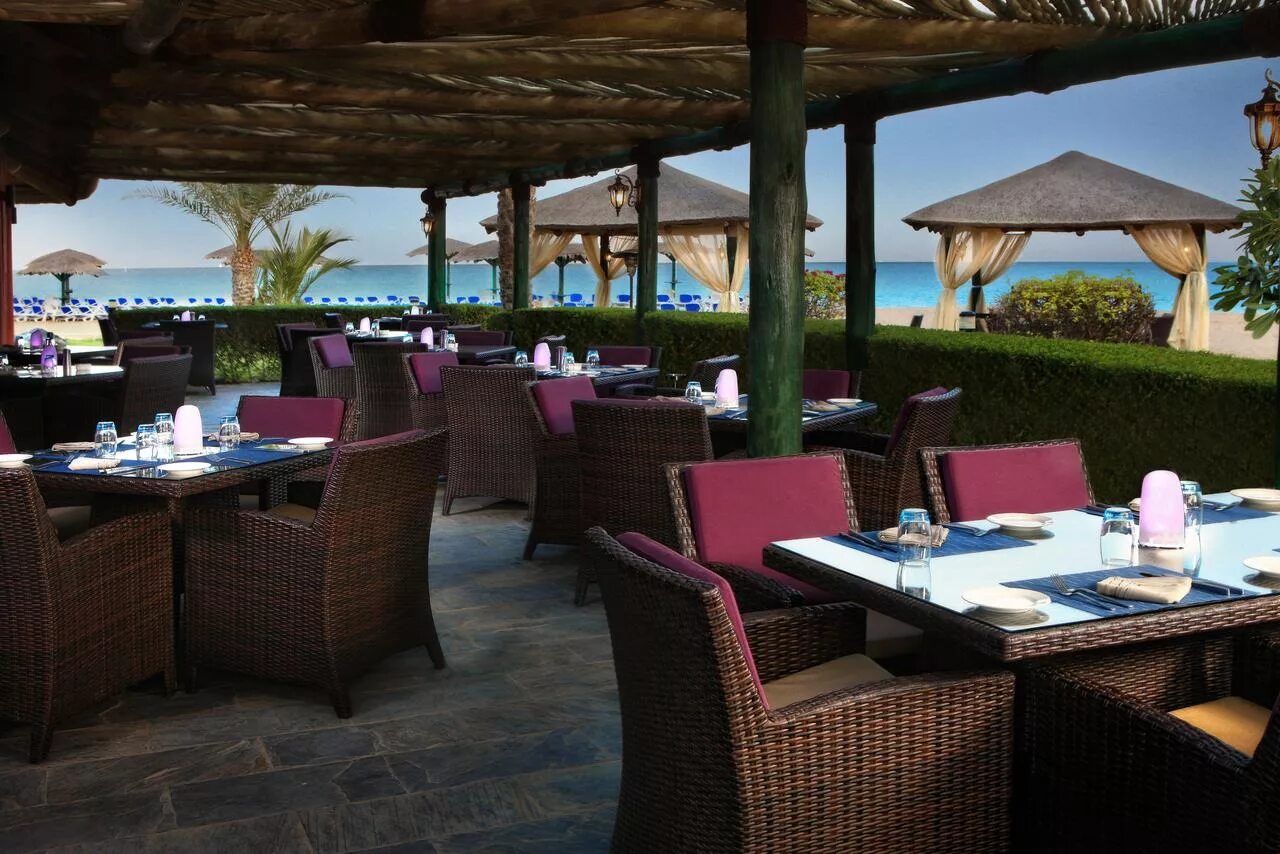 Фуджейра ротана резорт энд спа. Фуджейра ротана резорт 5. отель fujairah rotana resort &amp; spa. отель fujairah rotana resort 5*. fujairah rotana resort &amp; spa al aqah beach фуджейра.