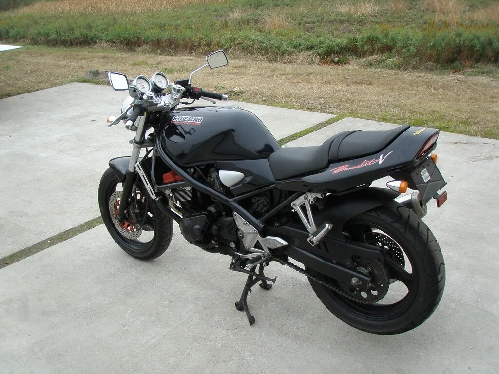 Suzuki bandit 600 лошади. Suzuki gsf 600 bandit. Сузуки бандит 1200. Сузуки бандит 100. Сузуки бандит 100.