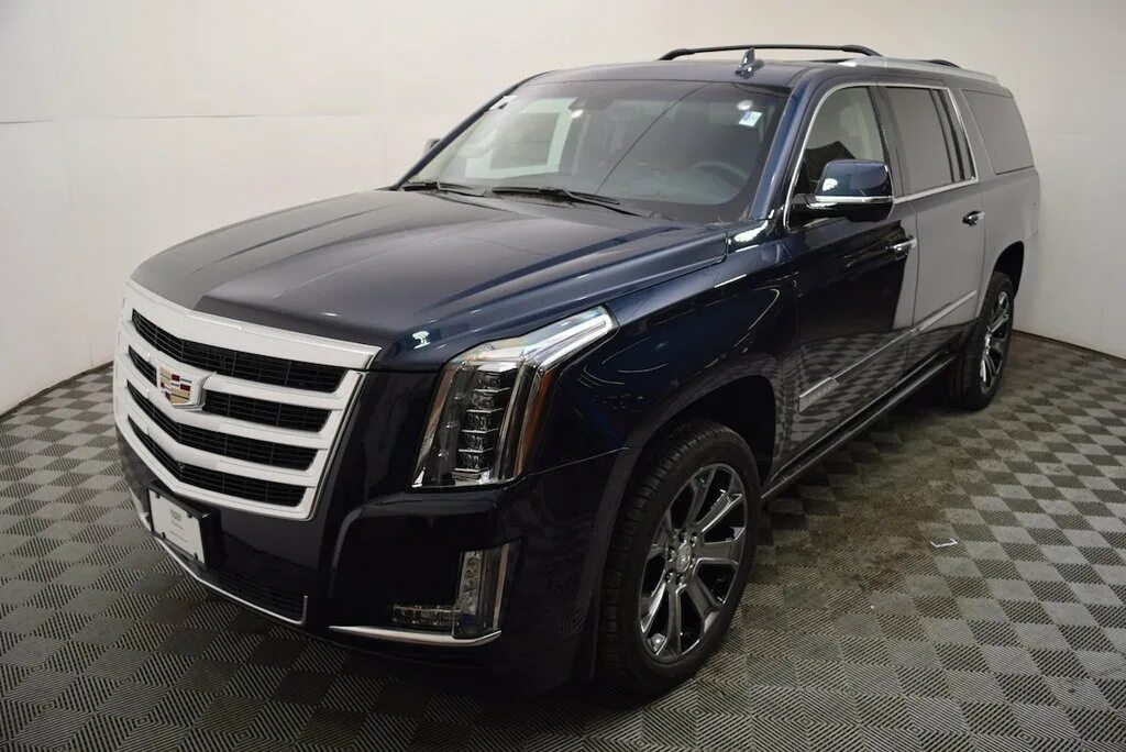 Кадиллак эскалейд 2022. Cadillac Escalade 2018. Кадиллак Эскалейд ESV 2022. Новый Кадиллак Эскалейд 2022.