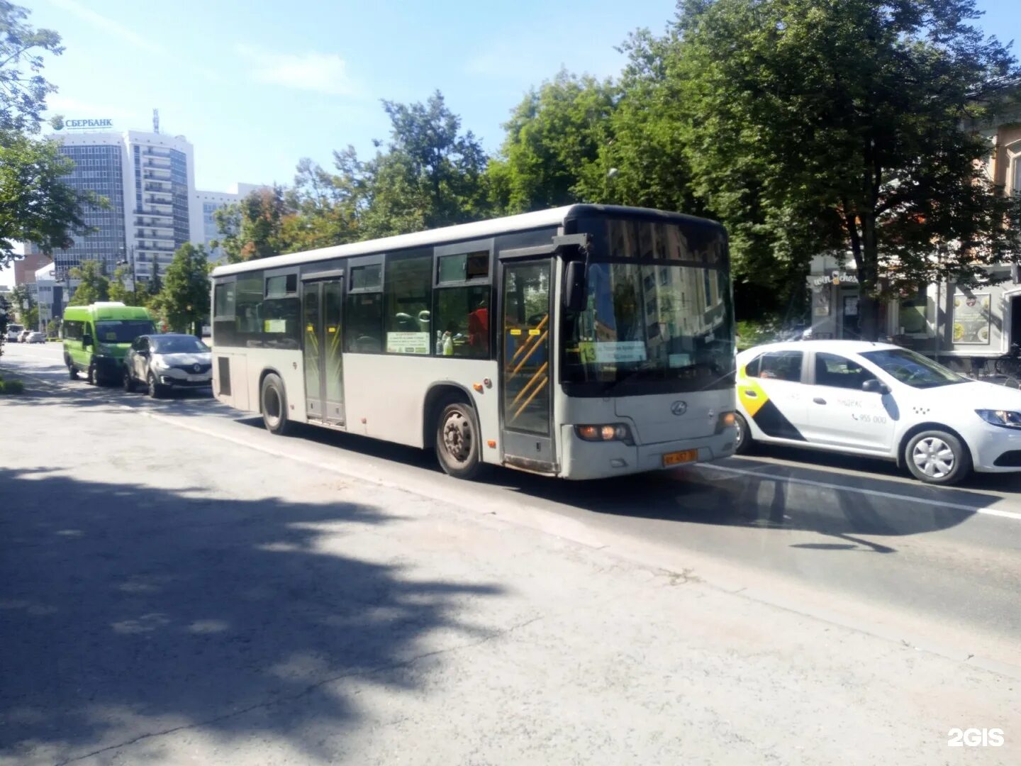 Bus13 ru мобильная. Автобусы Тюмень. 13 Автобус Тюмень. 6 Автобус Тюмень. 13 Маршрут Тюмень.