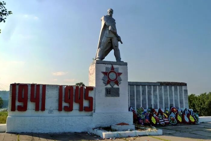Шаля где находится. Пгт шаля шалинский район. шаля (свердловская область) памятник. поселок шаля свердловская. памятник в шале свердловская область.
