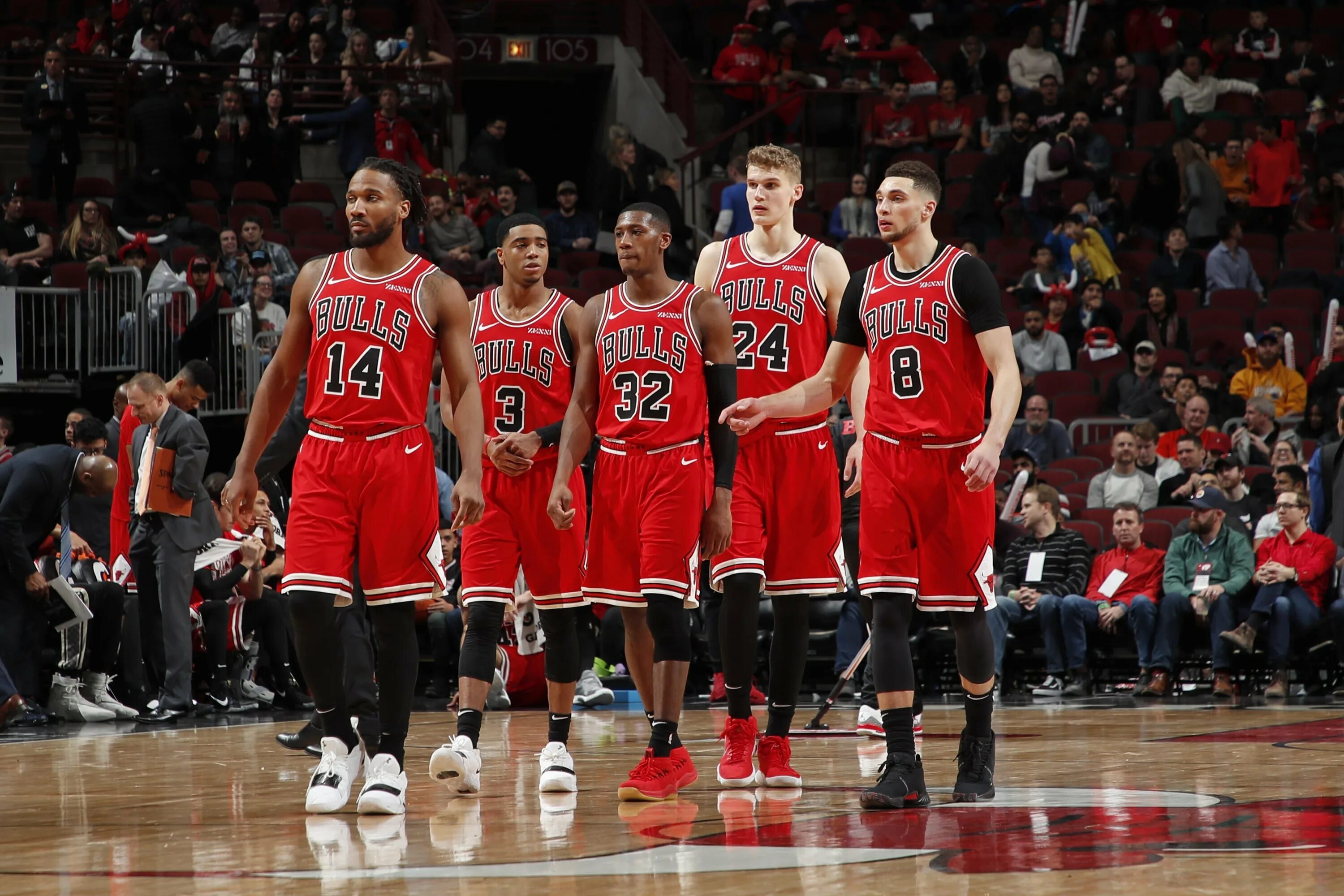 Баскетбольная команда Chicago bulls. Баскетболист Чикаго Булс. Булс команда Чикаго Буллз. НБА – Чикаго Буллз.