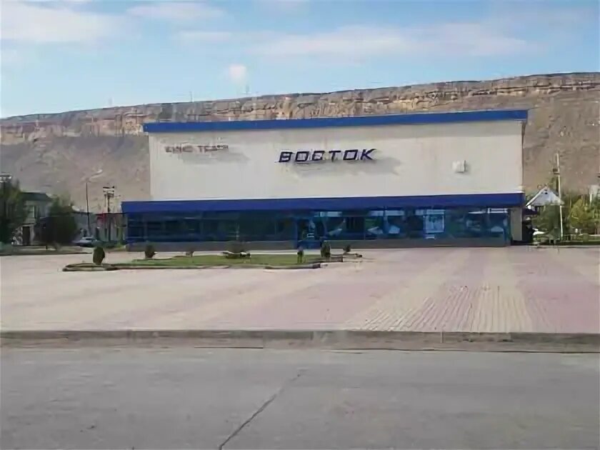 кинотеатр восток избербаш. кинотеатр в избербаше. кафе густо г. кинотеатр на петра 1 махачкала. город избербаш парк.