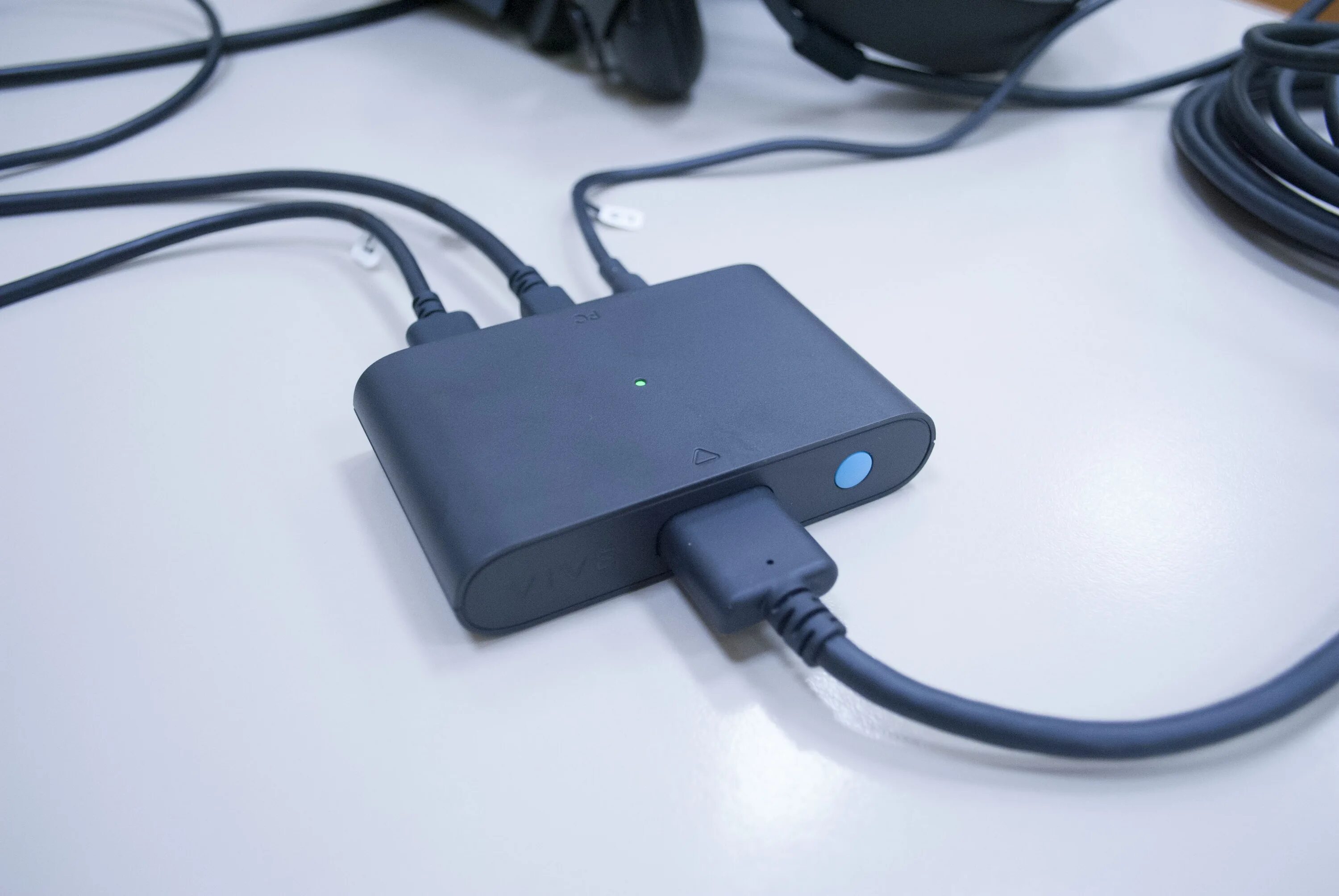 HTC Vive DISPLAYPORT. HTC Viva кабель. HTC Viva Cosmos. Ноутбук для VR.