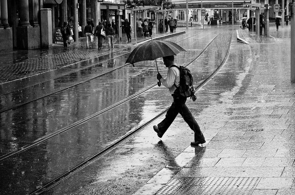 Rain v. Raining Day. Фото Rainy Days. Three Days Rain. Rainy Day ьшефпш.