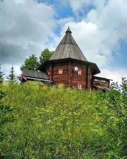 Дмитровский месяц