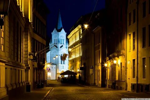 В узких улочках риги